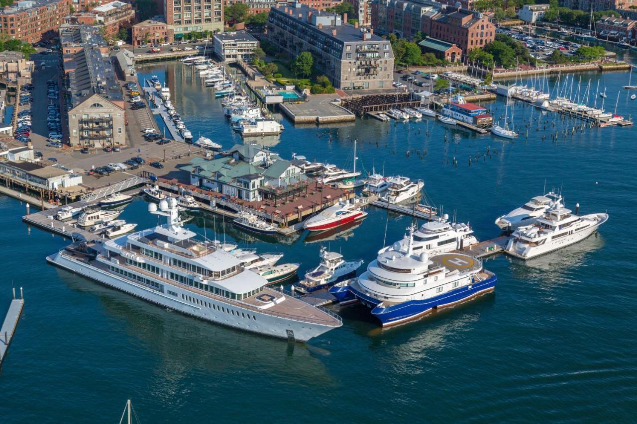 Готель Boston Yacht Haven Екстер'єр фото